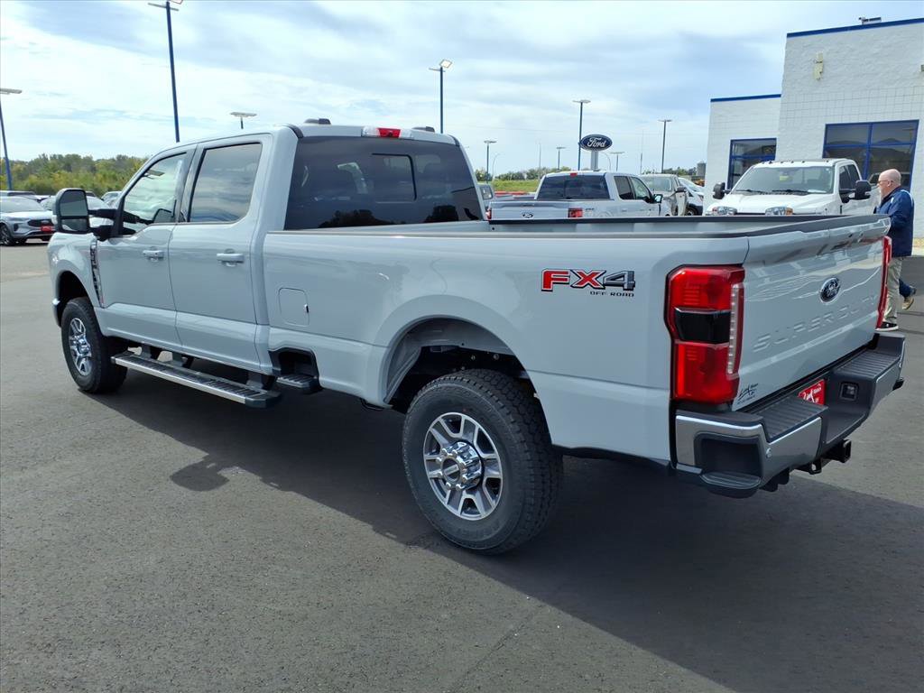 New 2026 Ford F350 Lariat image 2