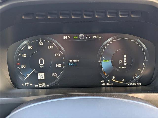 Used 2020 Volvo XC90 T8 Momentum AWD/4WD image 11