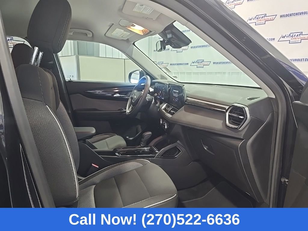 Used 2025 Chevrolet TrailBlazer LT image 27
