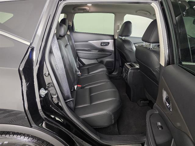 Used 2024 Nissan Murano SV w/ SV Midnight Edition Package image 16