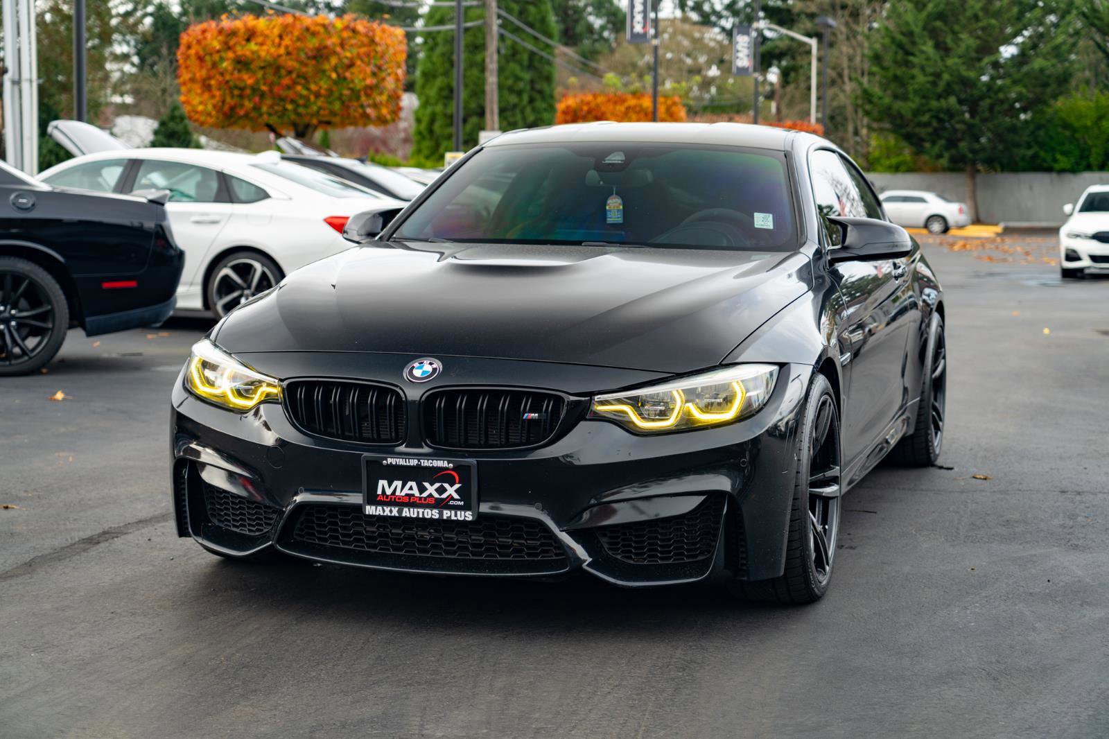 Used 2018 BMW M4 Coupe RWD image 4