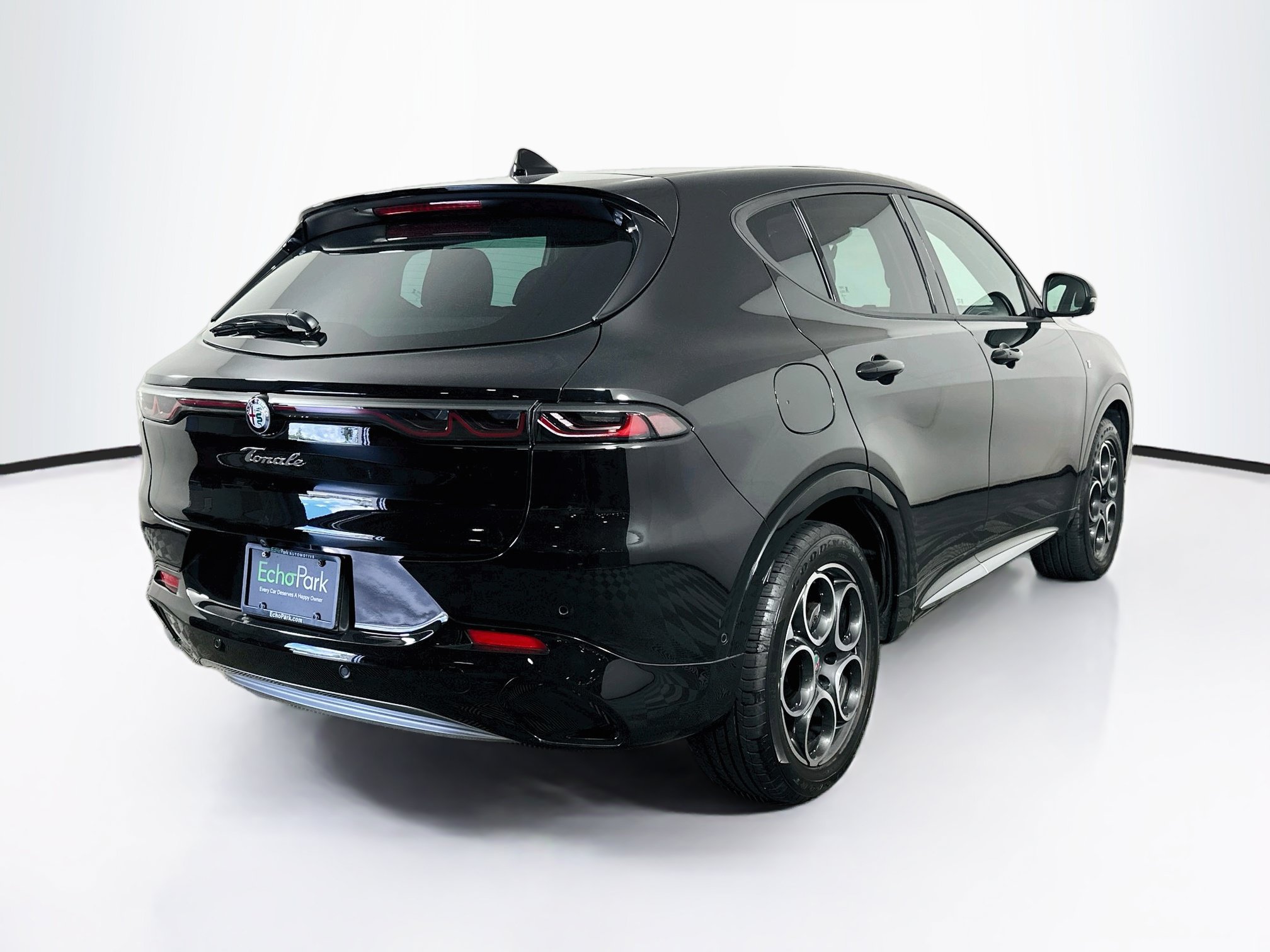 Used 2024 Alfa Romeo Tonale Ti w/ Active Assist Package AWD/4WD image 9
