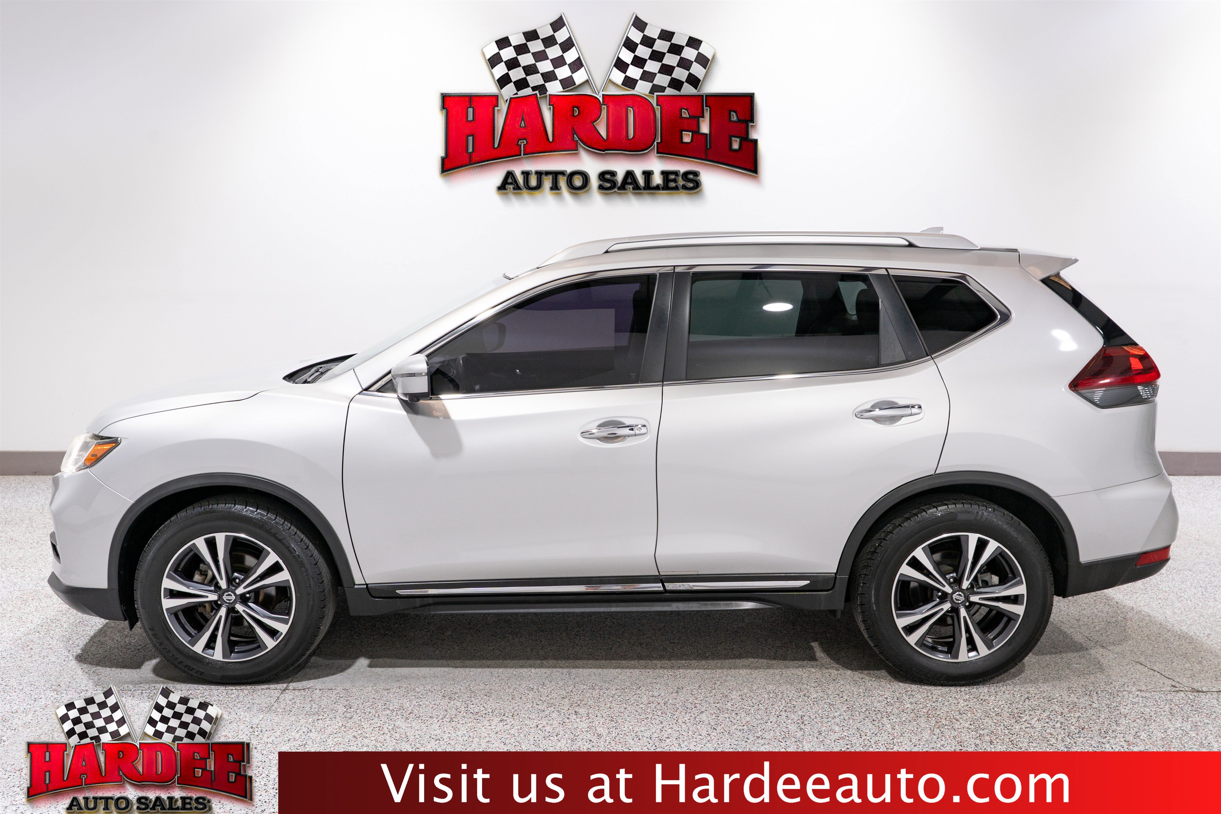 Used 2018 Nissan Rogue SL FWD image 1