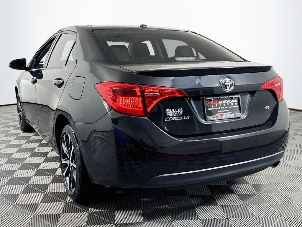 Used 2017 Toyota Corolla SE w/ Carpet Mat Package (TMS) FWD image 5