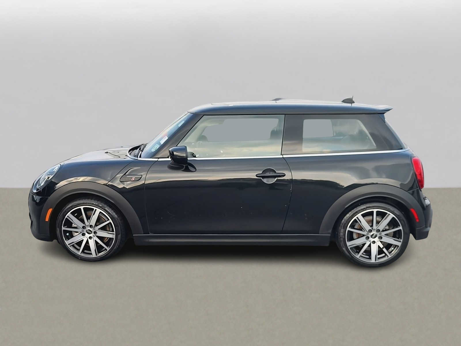 Used 2024 MINI Cooper S FWD image 5