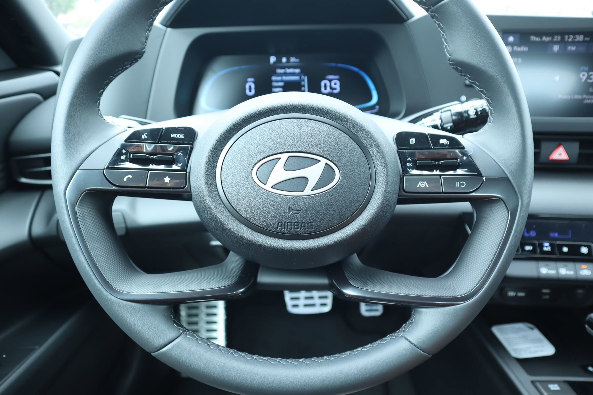 New 2026 Hyundai Elantra Sport FWD image 3