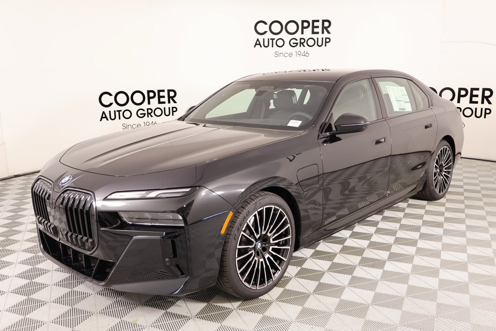 New 2026 BMW 750e xDrive AWD/4WD image 11