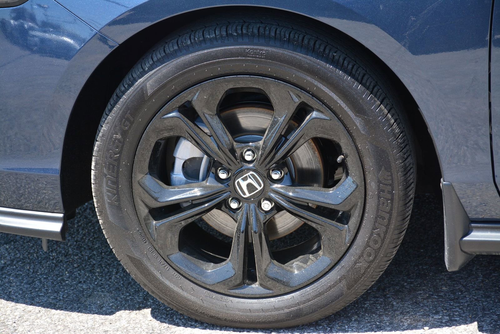 Used 2025 Honda Accord SE image 29