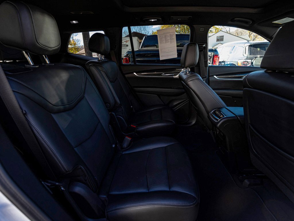 Used 2023 Cadillac XT6 Sport image 31