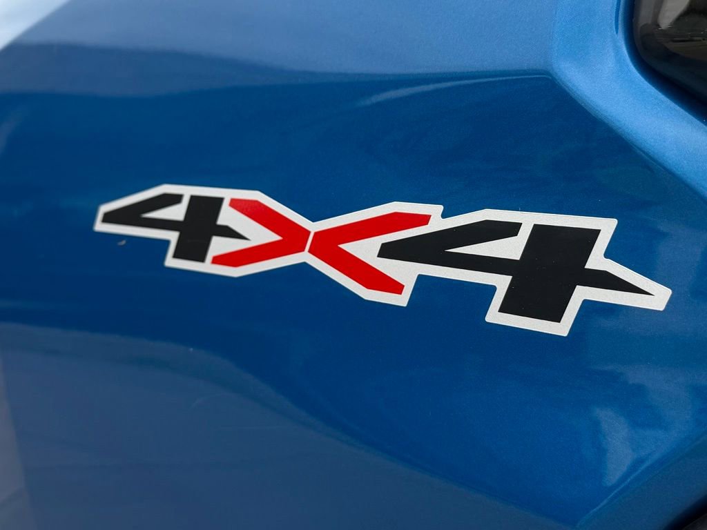 Used 2023 Chevrolet Colorado LT w/ LT Convenience Package AWD/4WD image 6