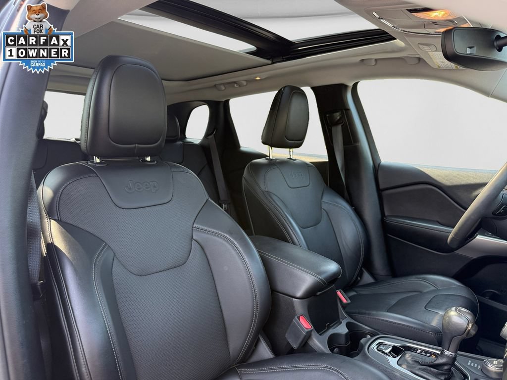 Certified 2022 Jeep Cherokee Limited AWD/4WD image 16