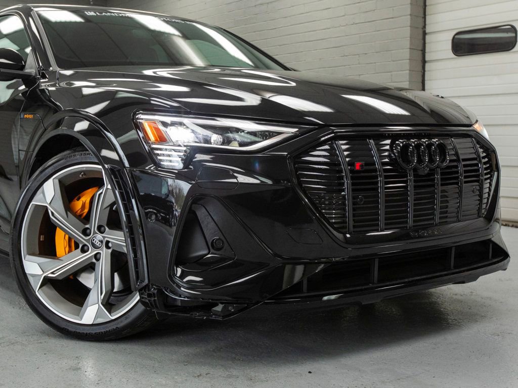 Used 2023 Audi e-tron S Prestige w/ Prestige Package AWD/4WD image 8