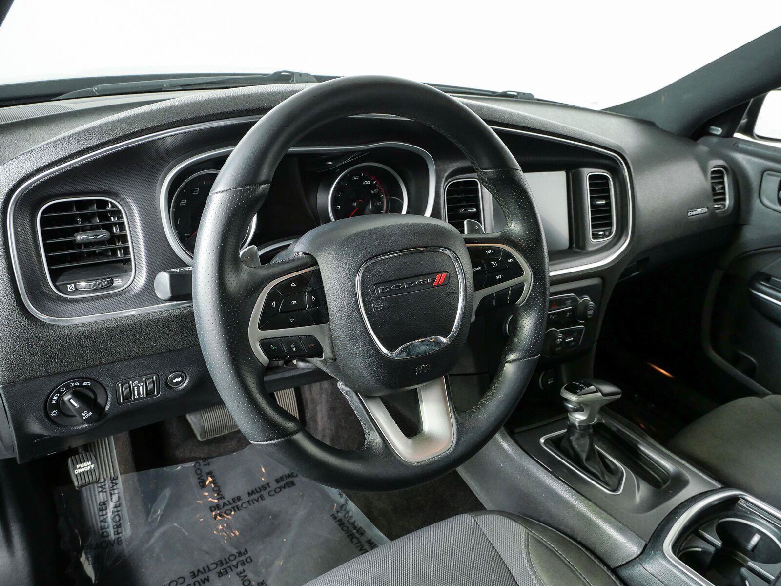 Used 2018 Dodge Charger R/T RWD image 4