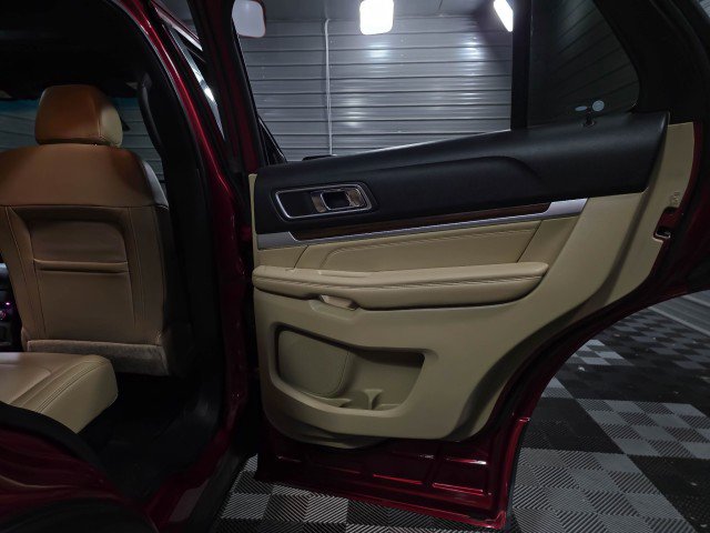 Used 2017 Ford Explorer Limited w/ Equipment Group 301A AWD/4WD image 39