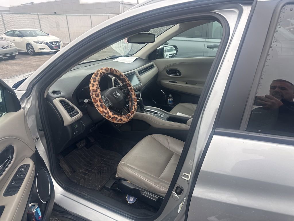 Used 2016 Honda HR-V EX-L image 8