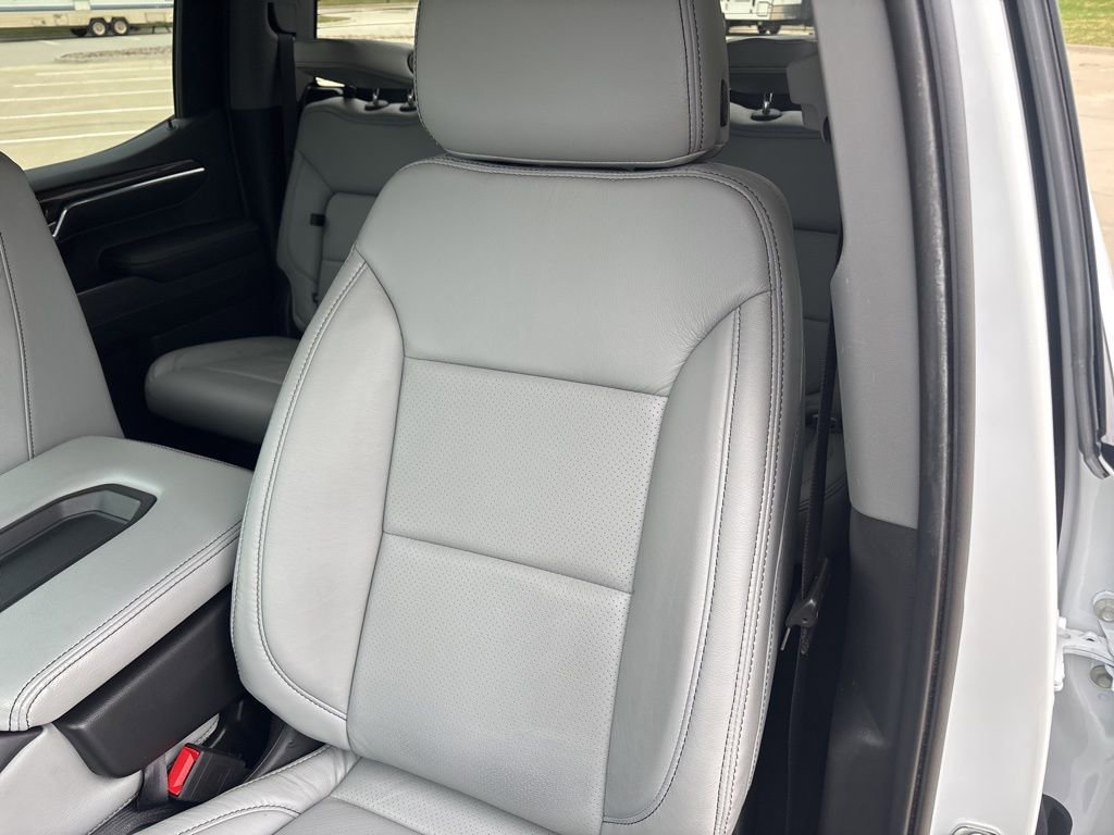 Used 2023 Chevrolet Silverado 1500 LT image 13