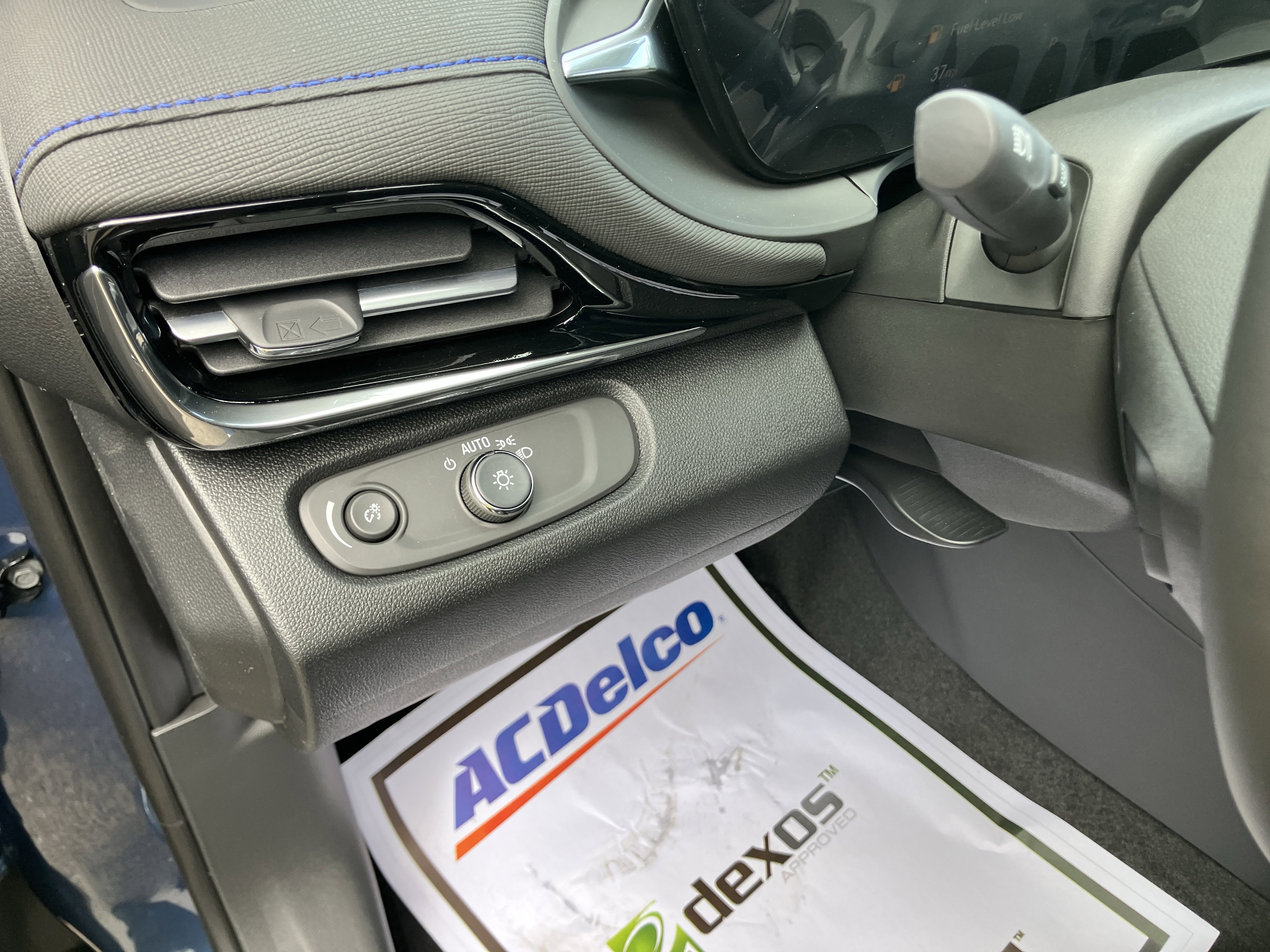 New 2026 Buick Envista Sport Touring image 17