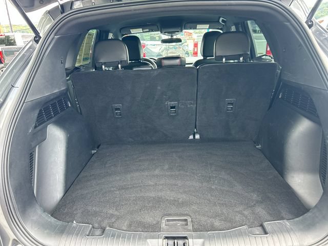 Used 2025 Ford Escape ST-Line AWD/4WD image 18