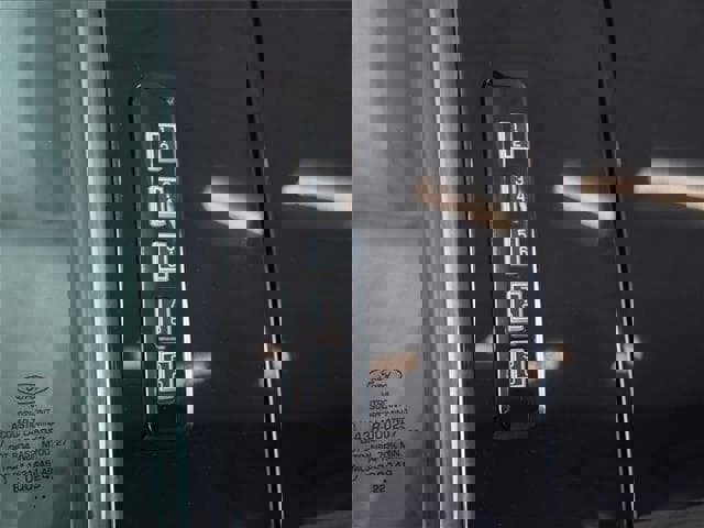 Used 2022 Ford F150 XLT w/ Equipment Group 302A High image 9