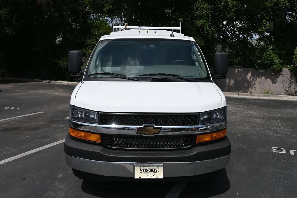 New 2025 Chevrolet Express 3500 w/ Power Convenience Package RWD image 8