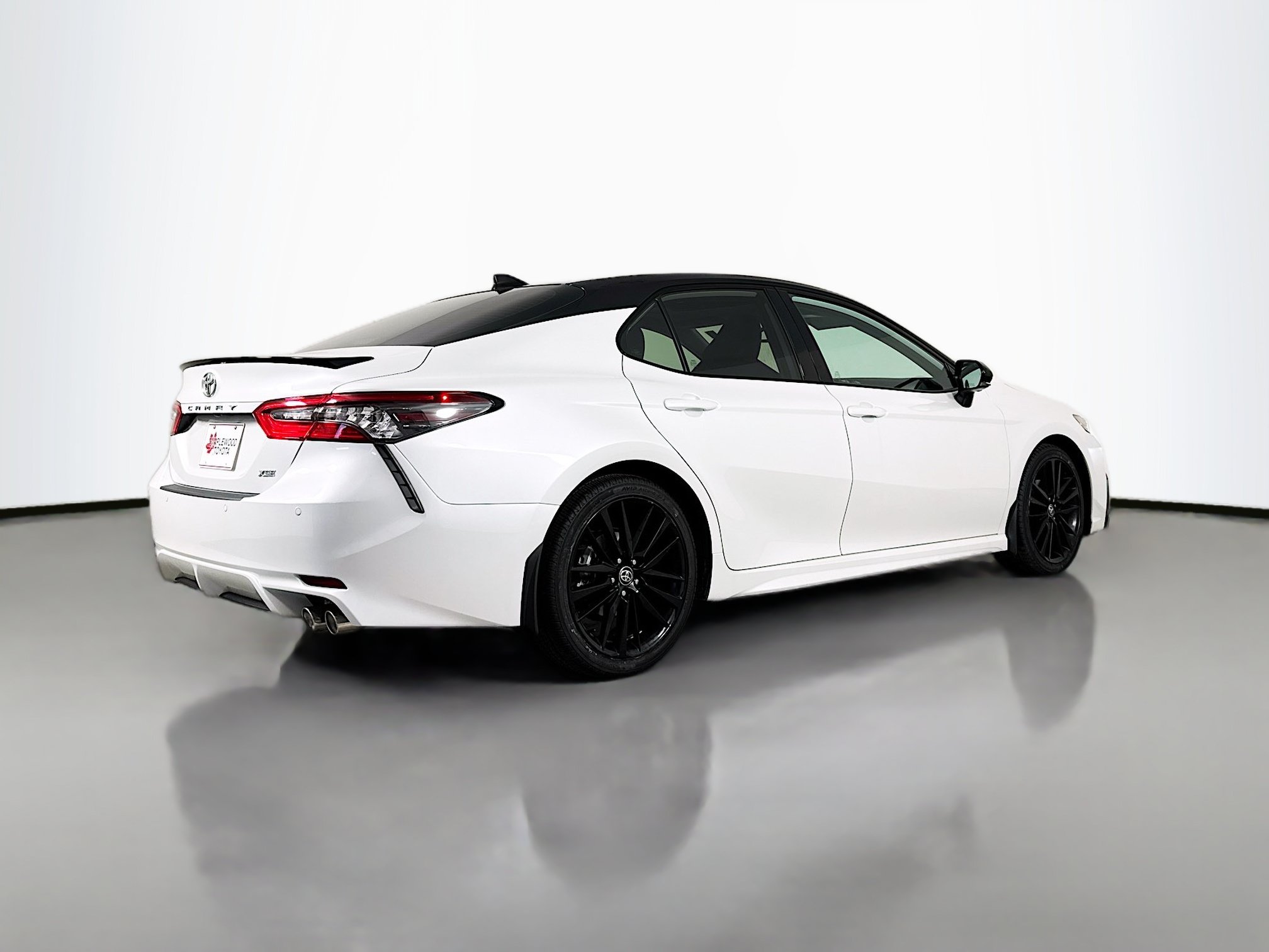 Certified 2021 Toyota Camry XSE w/ Navigation Package FWD image 7