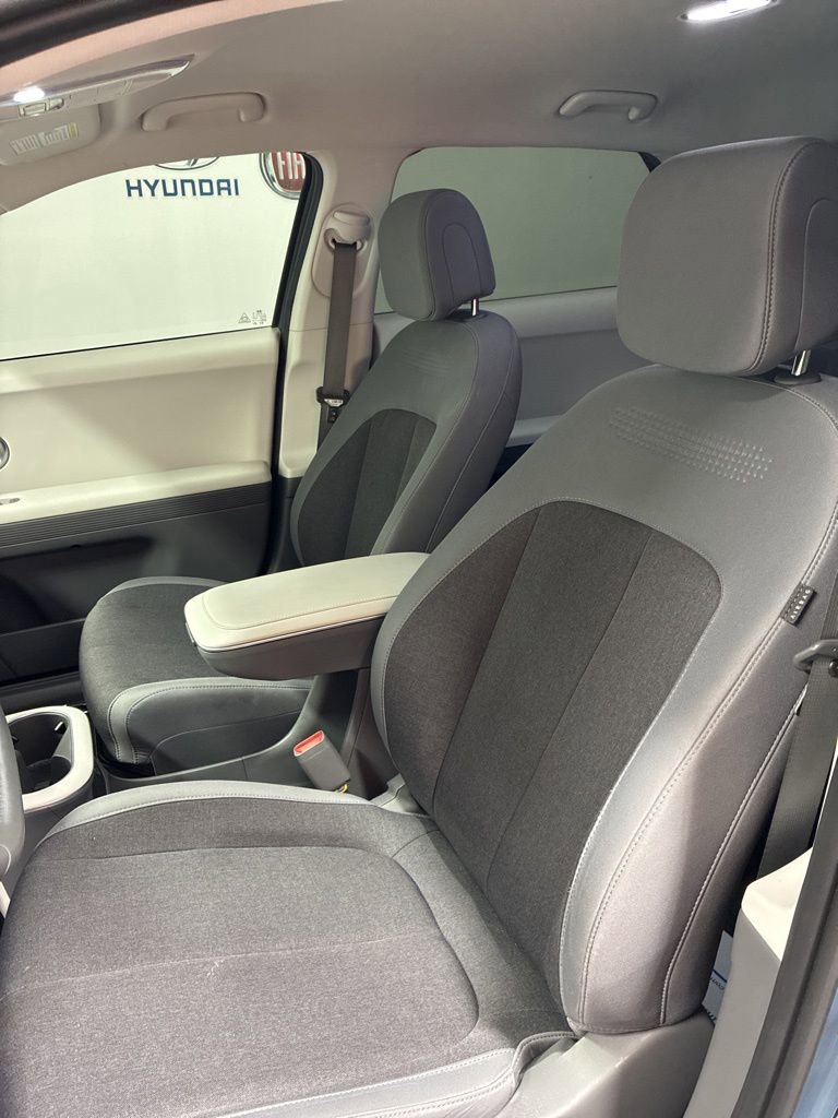 Used 2024 Hyundai Ioniq 5 SE image 9