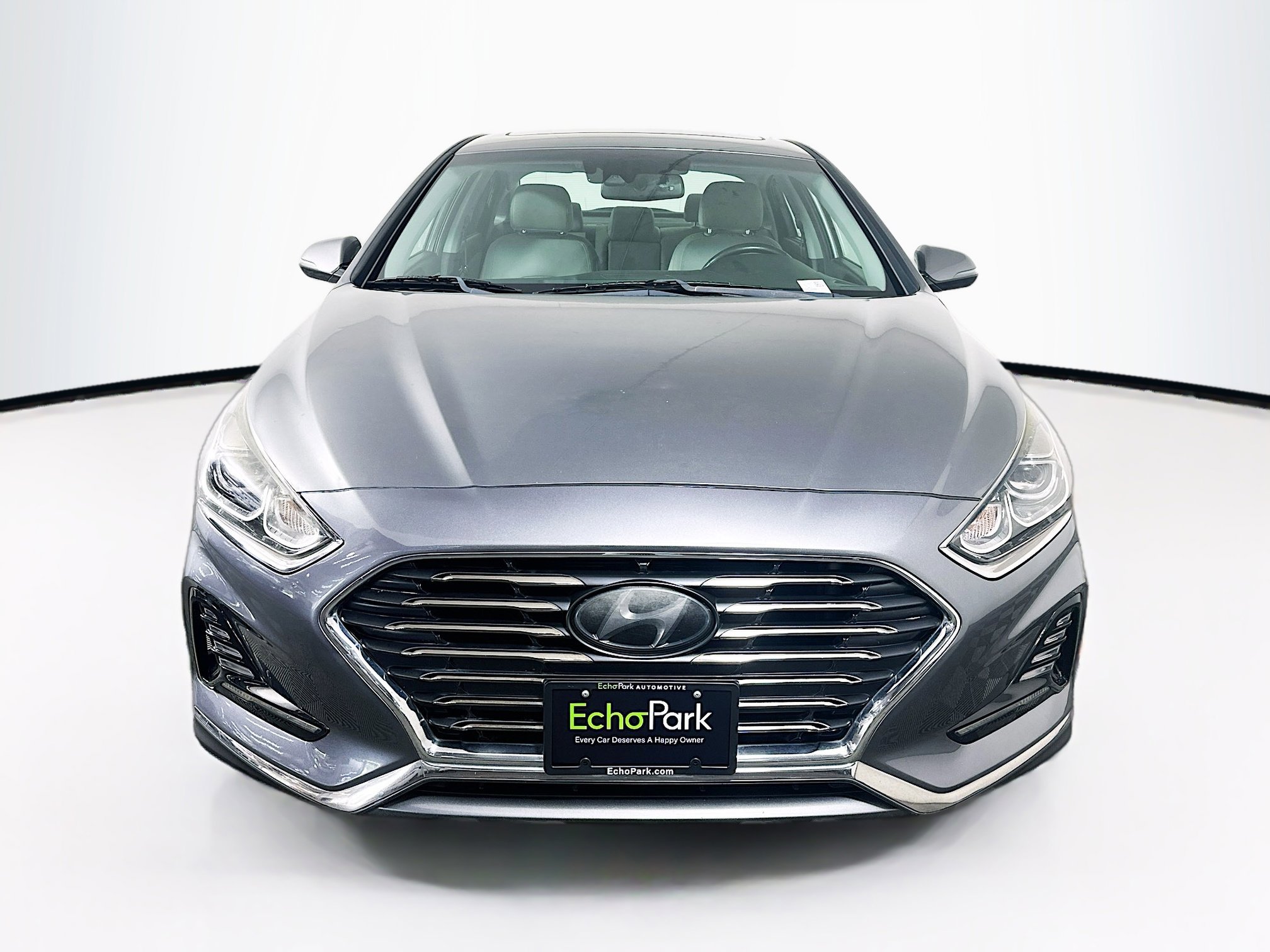 Used 2018 Hyundai Sonata Limited w/ Limited Ultimate Package 03 FWD image 2