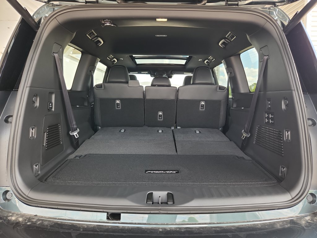 New 2026 Nissan Armada PRO-4X AWD/4WD image 10
