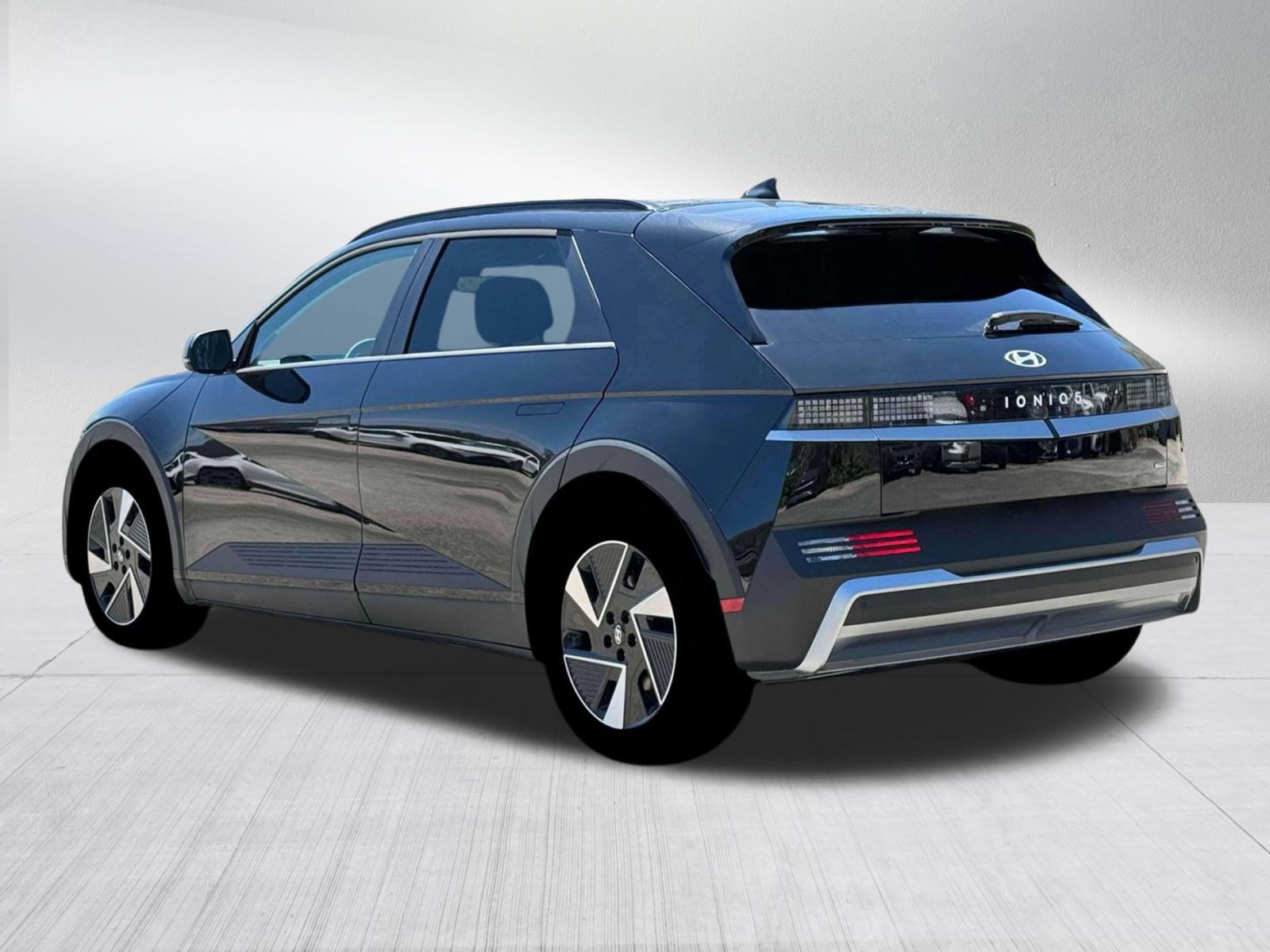 New 2026 Hyundai Ioniq 5 SEL image 5