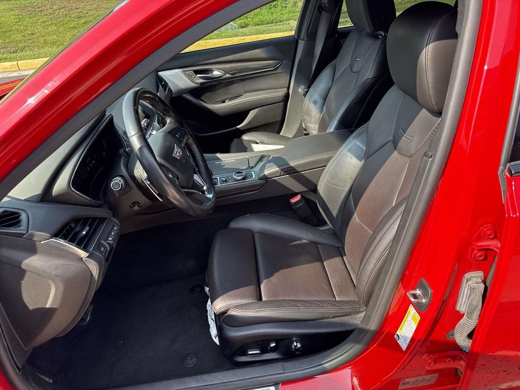 Used 2021 Cadillac CT5 V w/ Premium Package RWD image 6