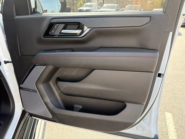 Certified 2025 GMC Yukon XL AT4 Ultimate image 14