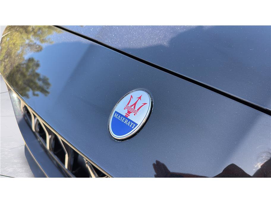 Used 2021 Maserati Quattroporte S RWD image 11