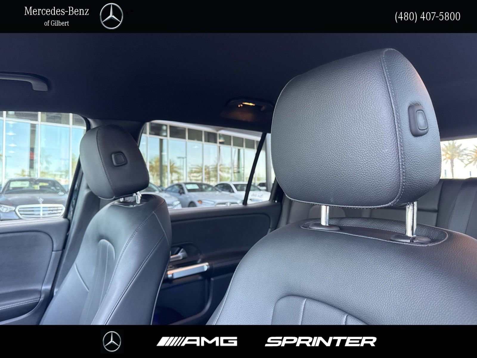 Used 2022 Mercedes-Benz GLB 250 4MATIC image 17
