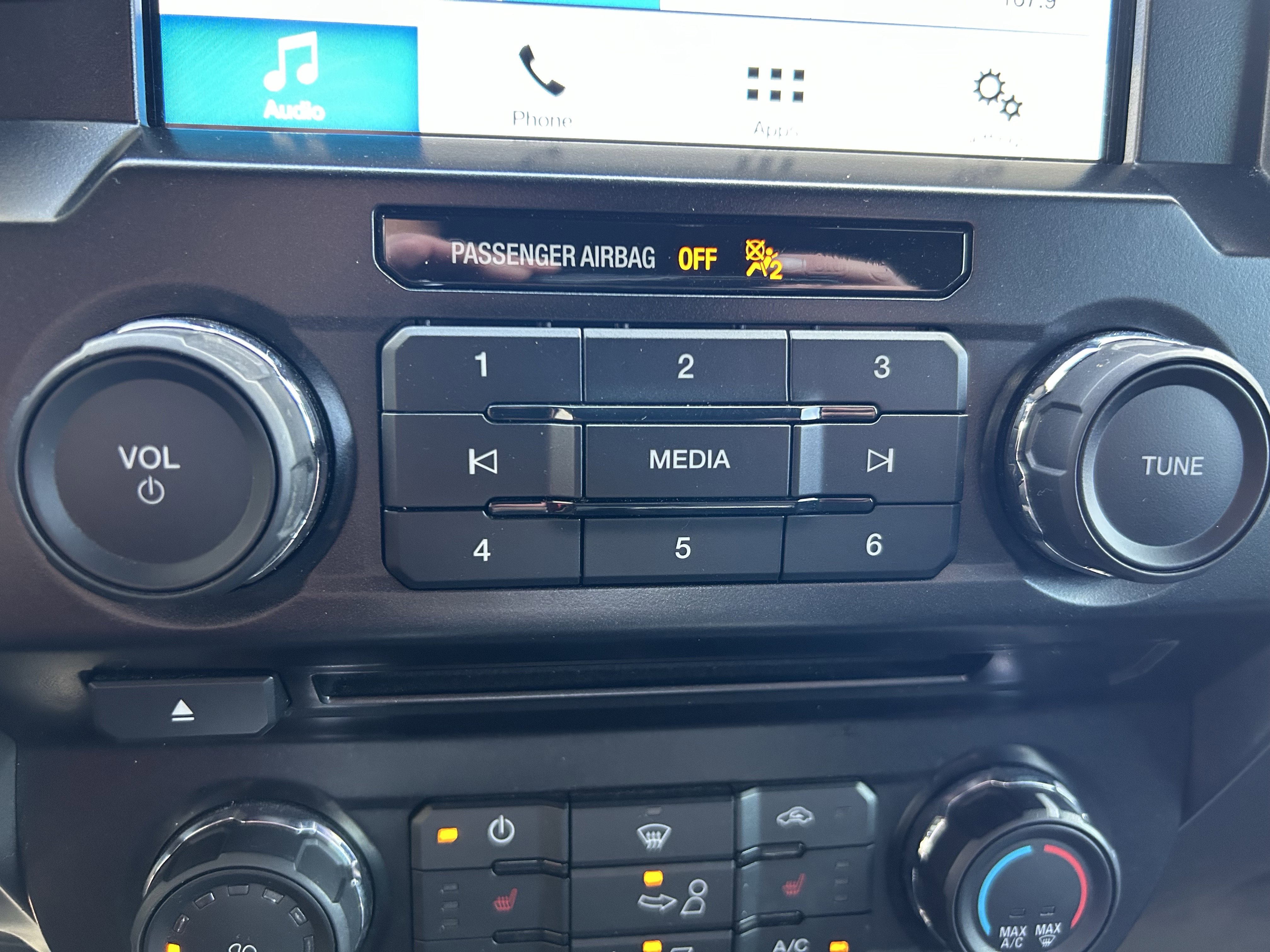 Used 2017 Ford F150 XLT w/ Equipment Group 302A Luxury RWD image 27