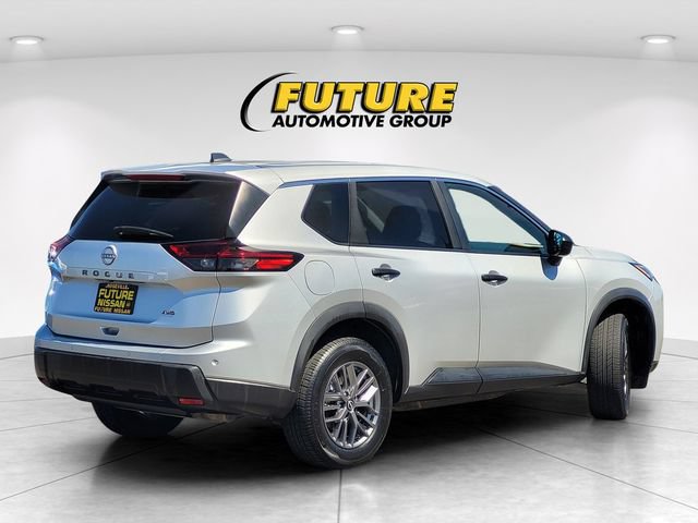 Certified 2024 Nissan Rogue S AWD/4WD image 4