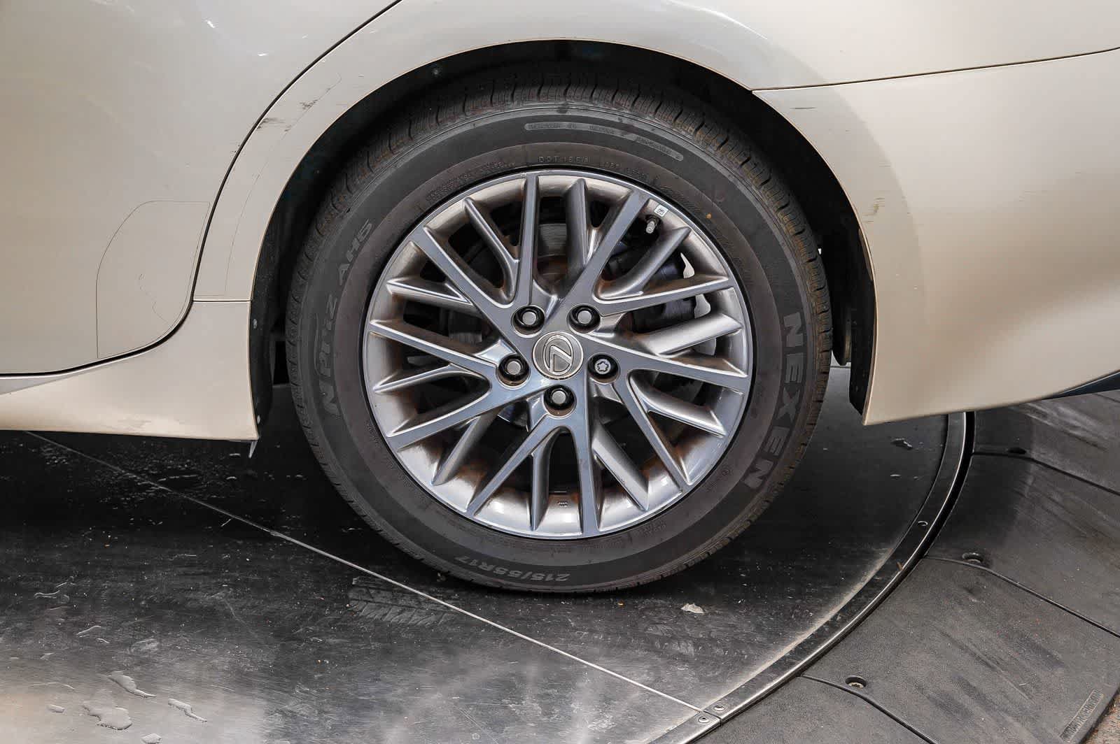 Used 2018 Lexus ES 350 w/ Navigation System Package FWD image 10