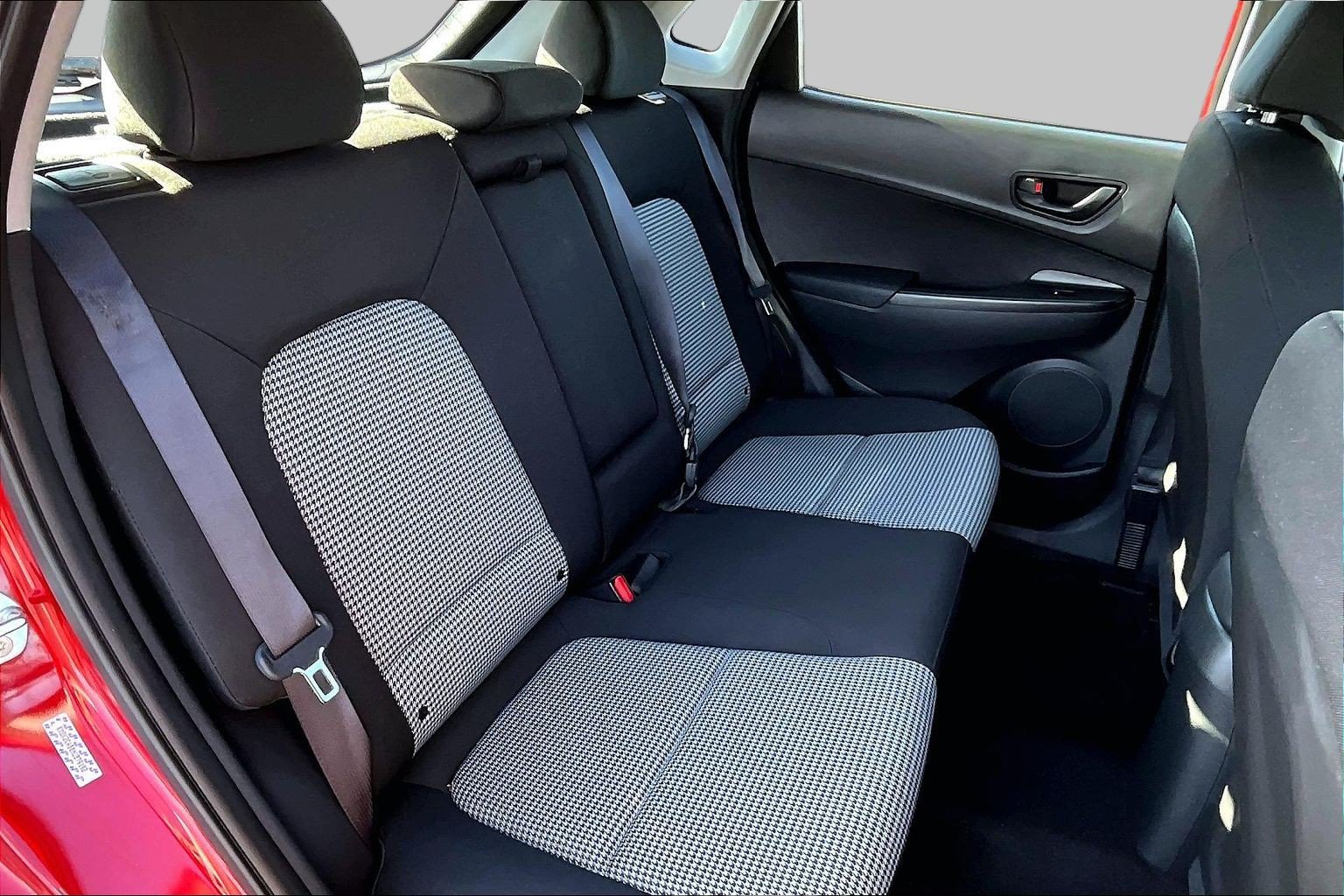 Used 2022 Hyundai Kona SE AWD/4WD image 25