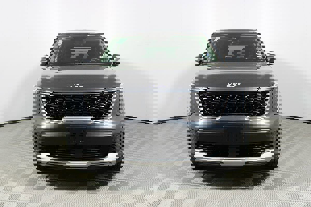 Used 2024 Kia Sorento LX image 26