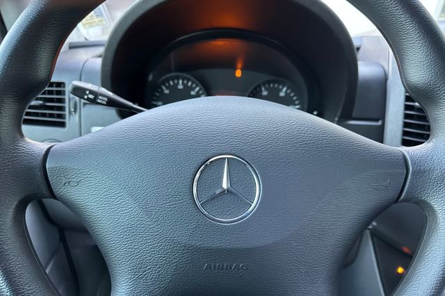 Used 2016 Mercedes-Benz Sprinter 3500 image 33