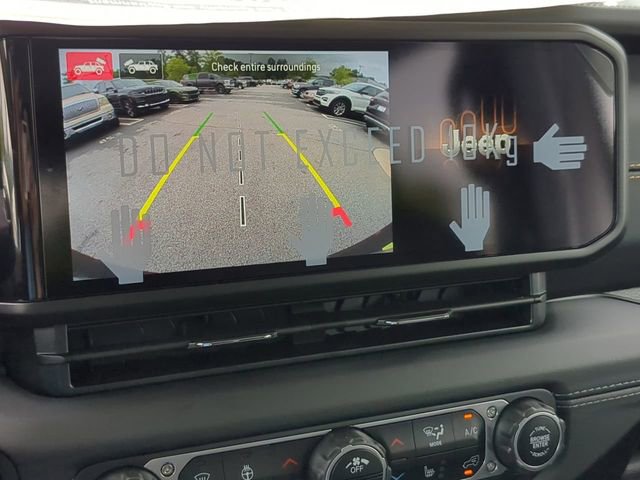 New 2024 Jeep Wrangler Sahara w/ Technology Group image 27