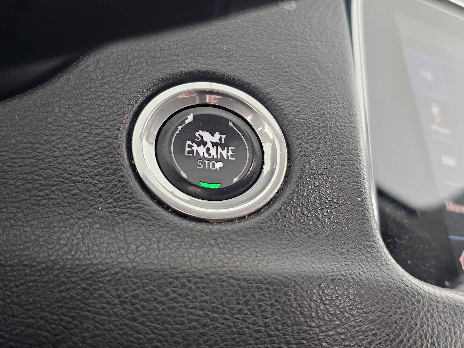 Used 2019 Cadillac XT4 Luxury image 29