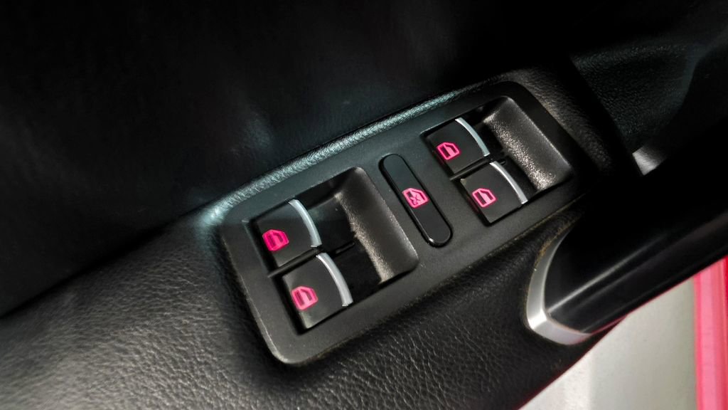 Used 2022 Volkswagen Passat 2.0T FWD image 17