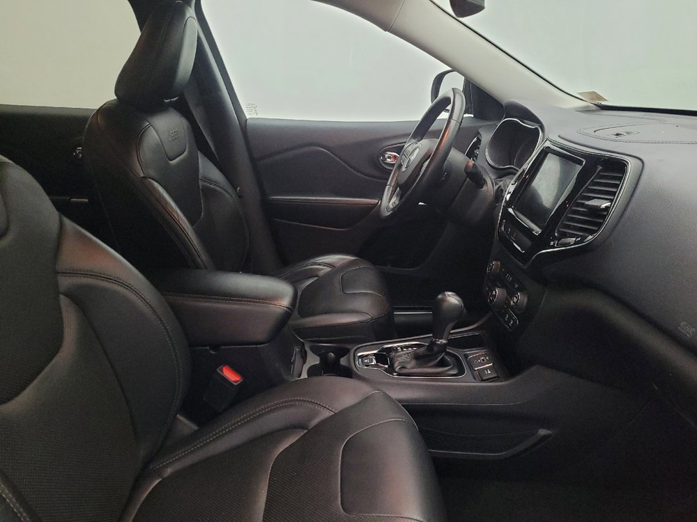 Used 2019 Jeep Cherokee Limited FWD image 21
