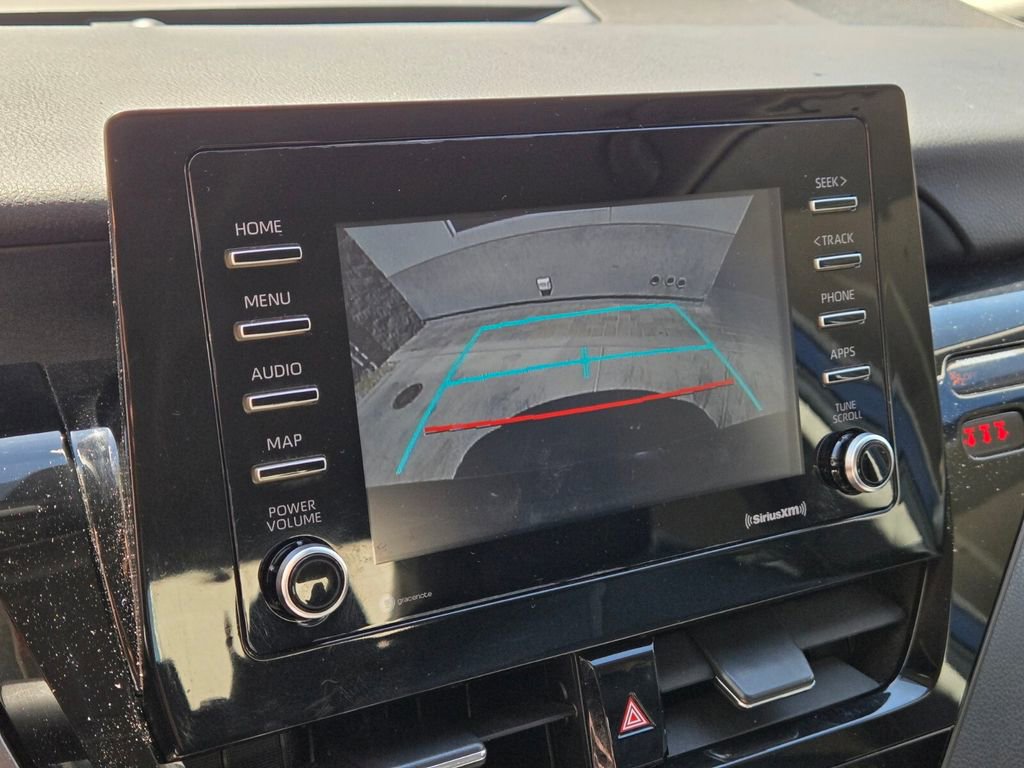 Used 2021 Toyota Camry SE FWD image 11