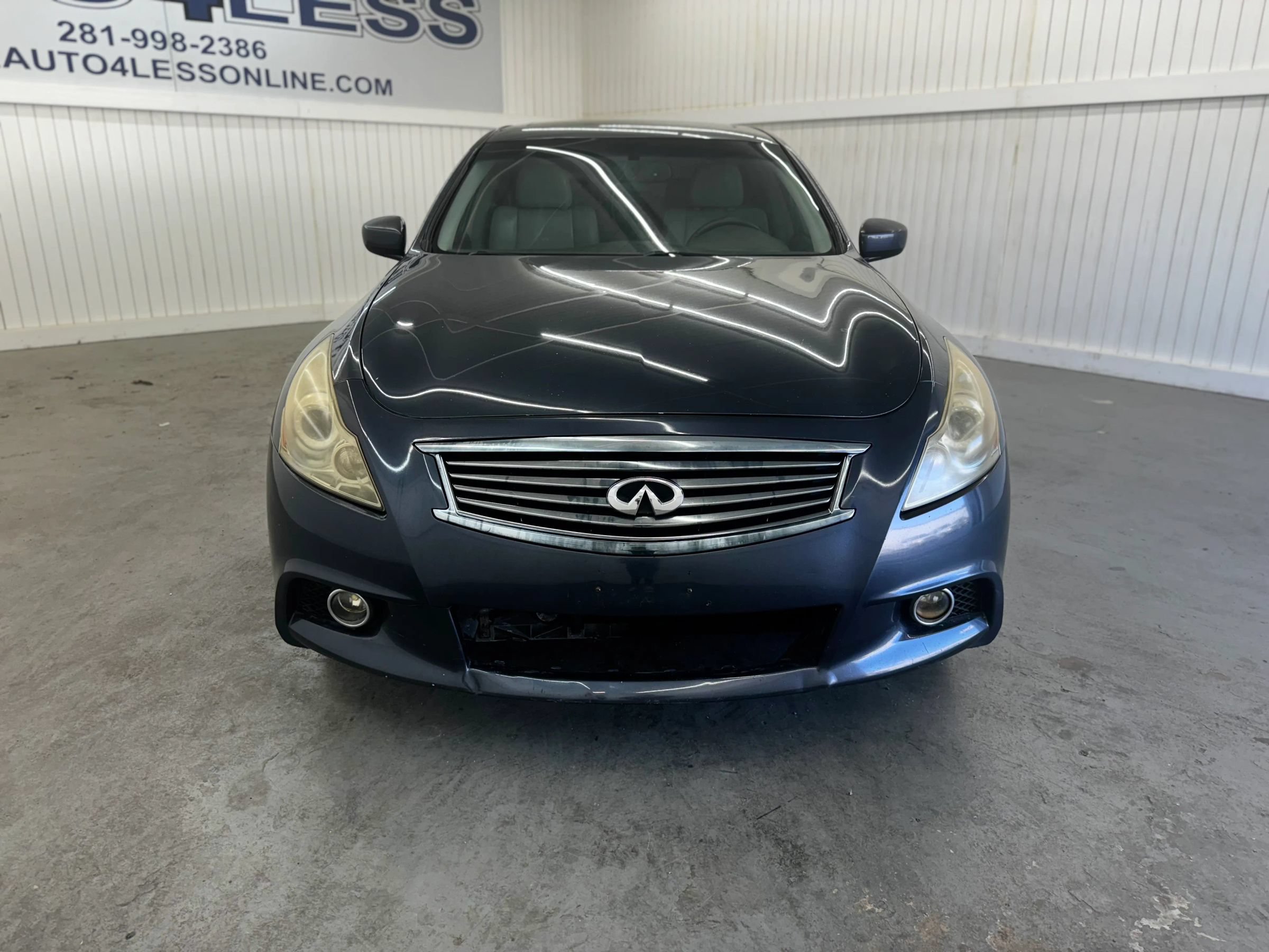 Used 2011 INFINITI G37 x Sedan w/ Premium Pkg AWD/4WD image 2