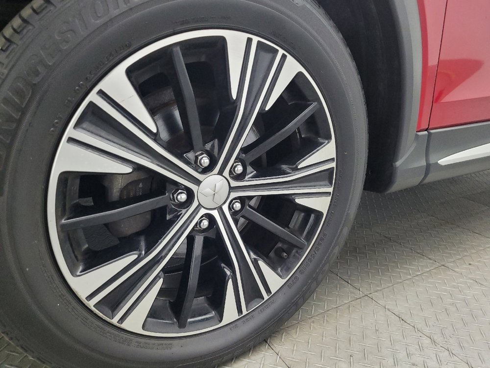 Used 2019 Mitsubishi Eclipse Cross SE image 31