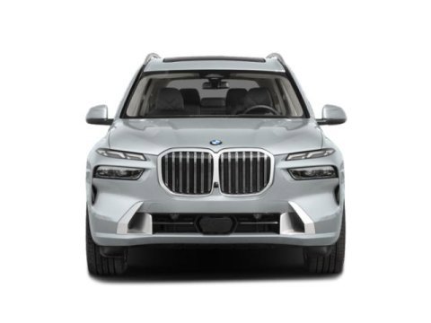 New 2026 BMW X7 M60i image 4