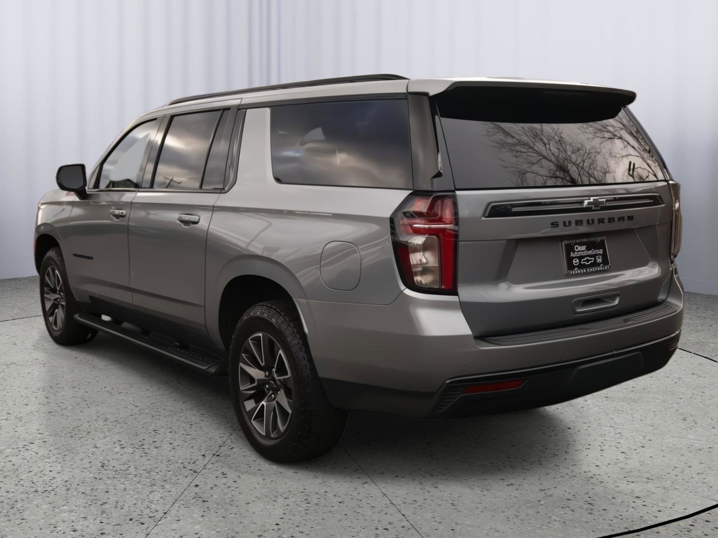 Used 2023 Chevrolet Suburban Z71 w/ Max Trailering Package image 23