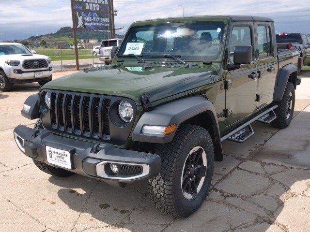 Used 2023 Jeep Gladiator Sport w/ Trailer Tow Package image 2