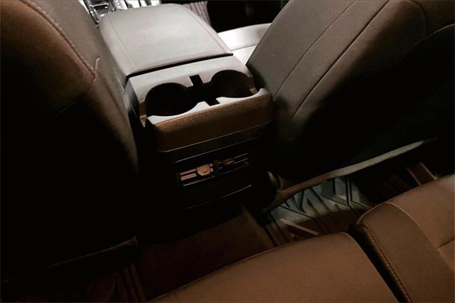 Used 2023 Chevrolet Colorado Trail Boss w/ Technology Package image 11